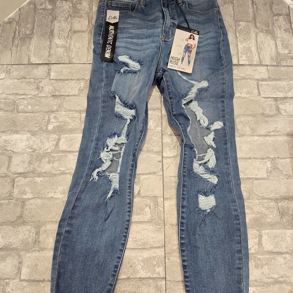 Cello High Rise 9/29 High Rise Ankle Skinny Jeans Distressed Fray Hem NWT